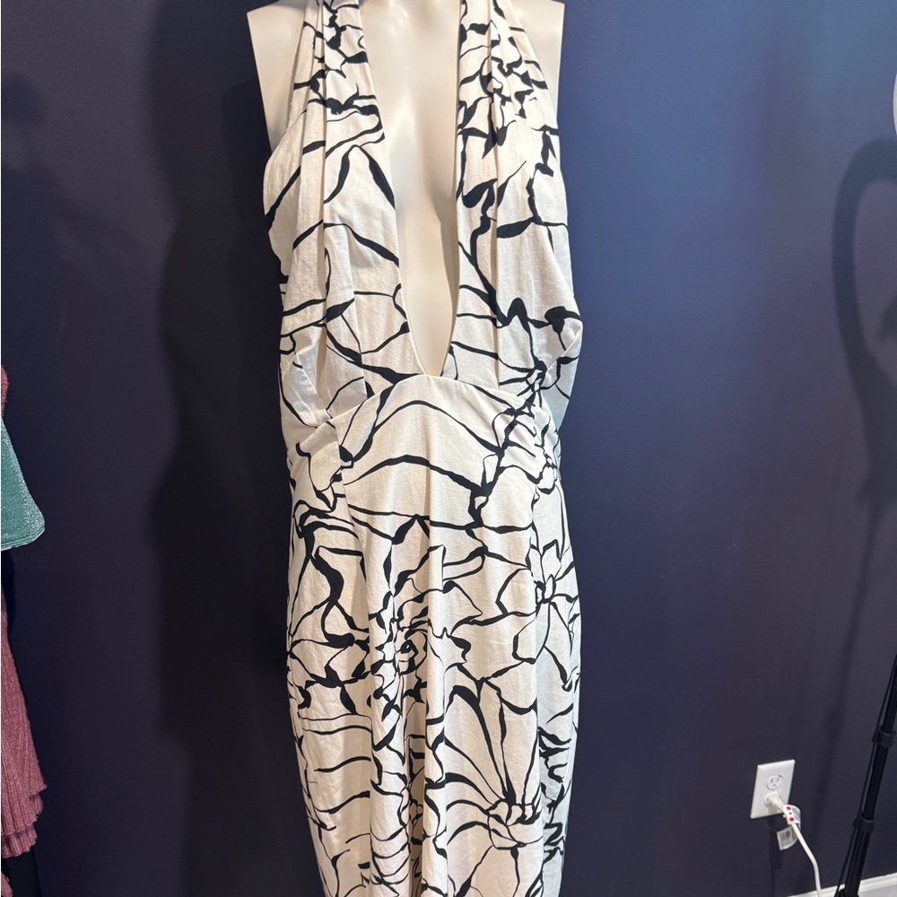 ANTONIO MELANI Black and Cream Backless Dress